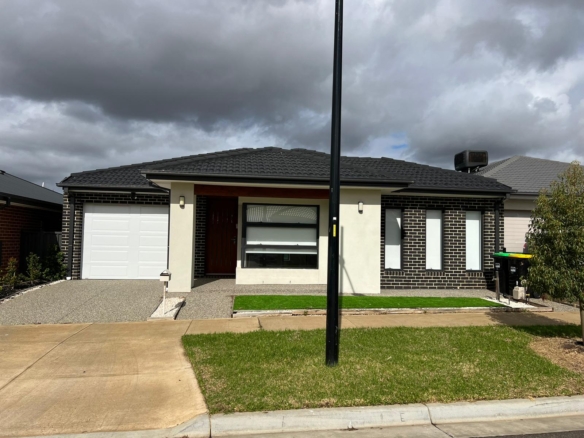 5 Islamabad Cres